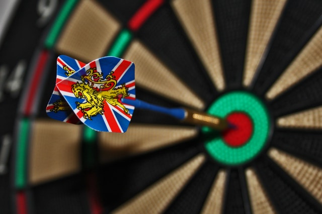 blur-bull-s-eye-close-up-37604